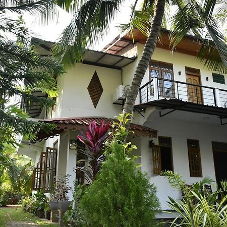 Pearl Bungalow Trincomalee Esterno foto