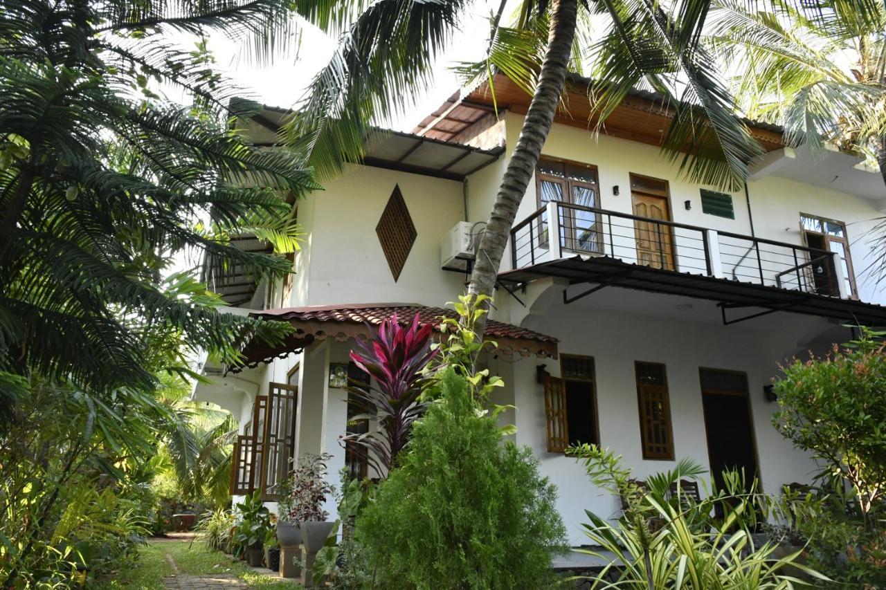 Pearl Bungalow Trincomalee Esterno foto