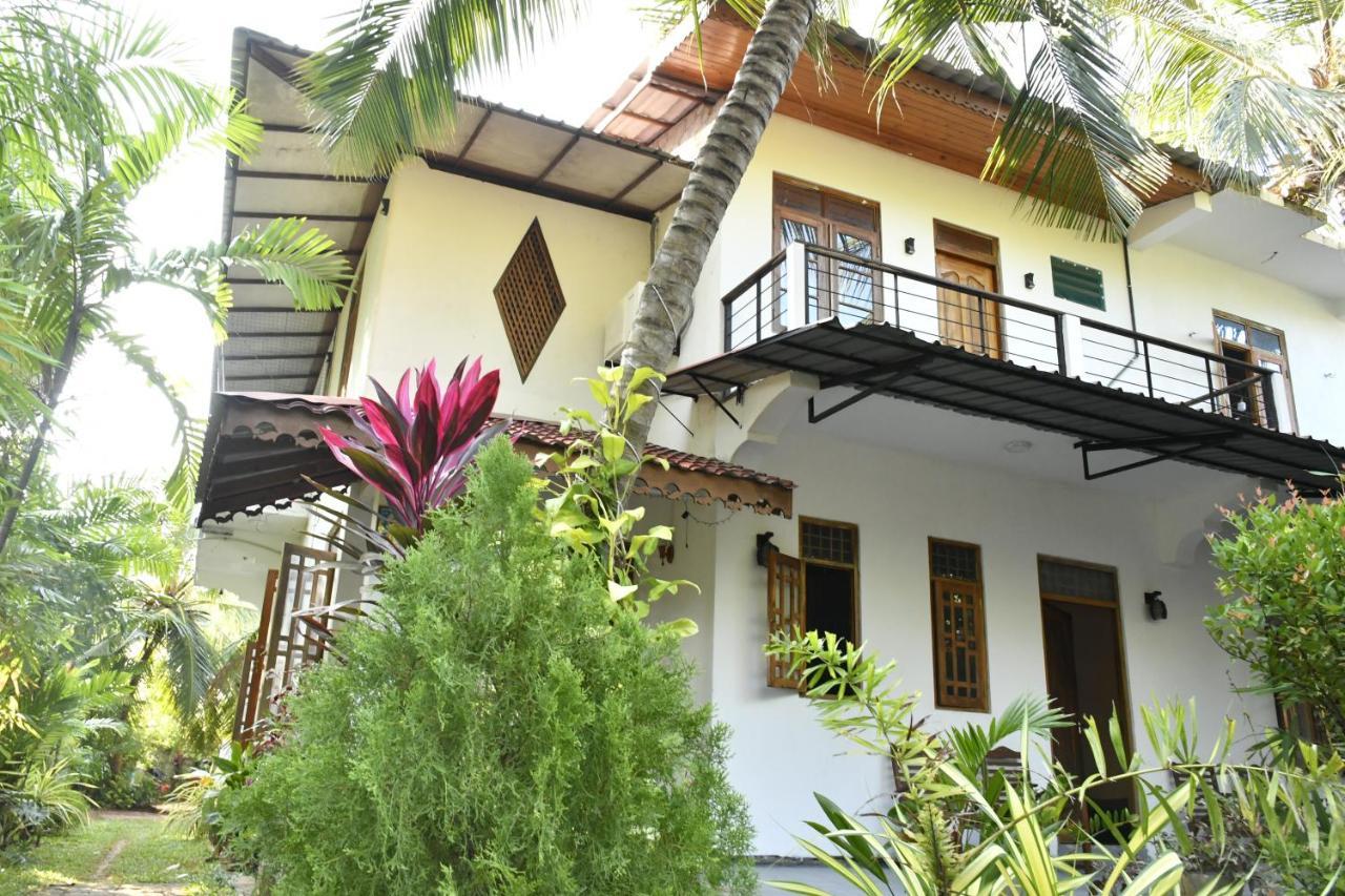 Pearl Bungalow Trincomalee Esterno foto