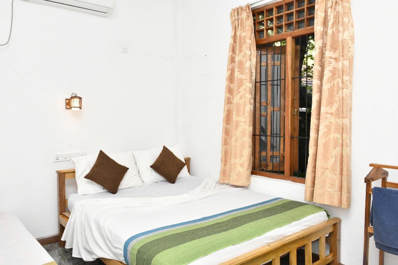 Pearl Bungalow Trincomalee Esterno foto