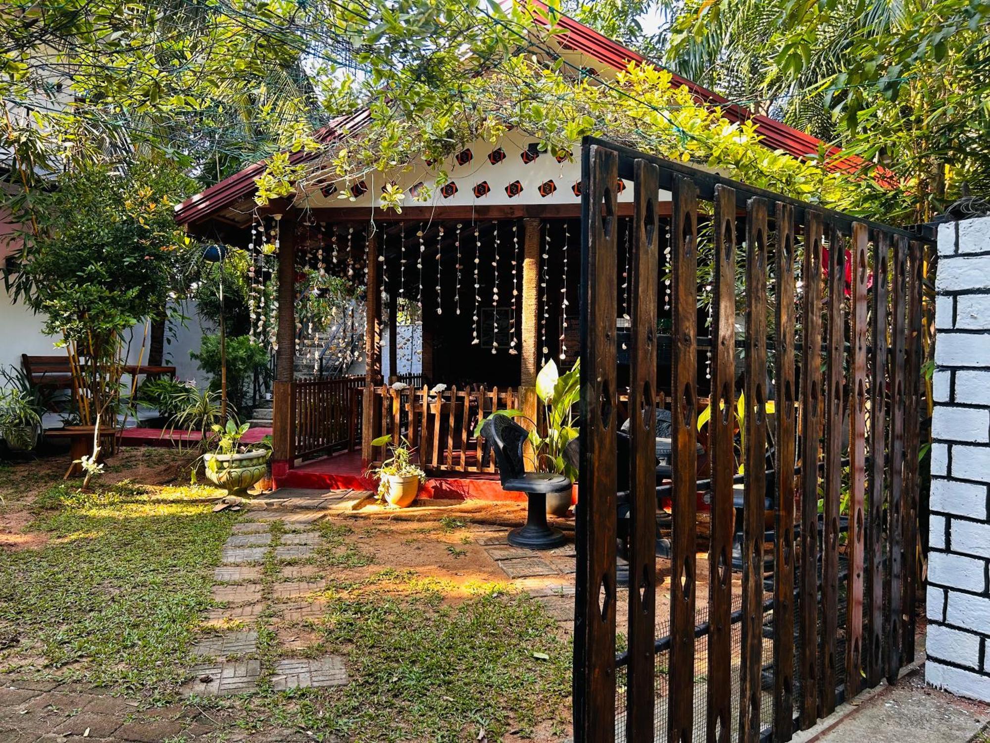 Pearl Bungalow Trincomalee Esterno foto