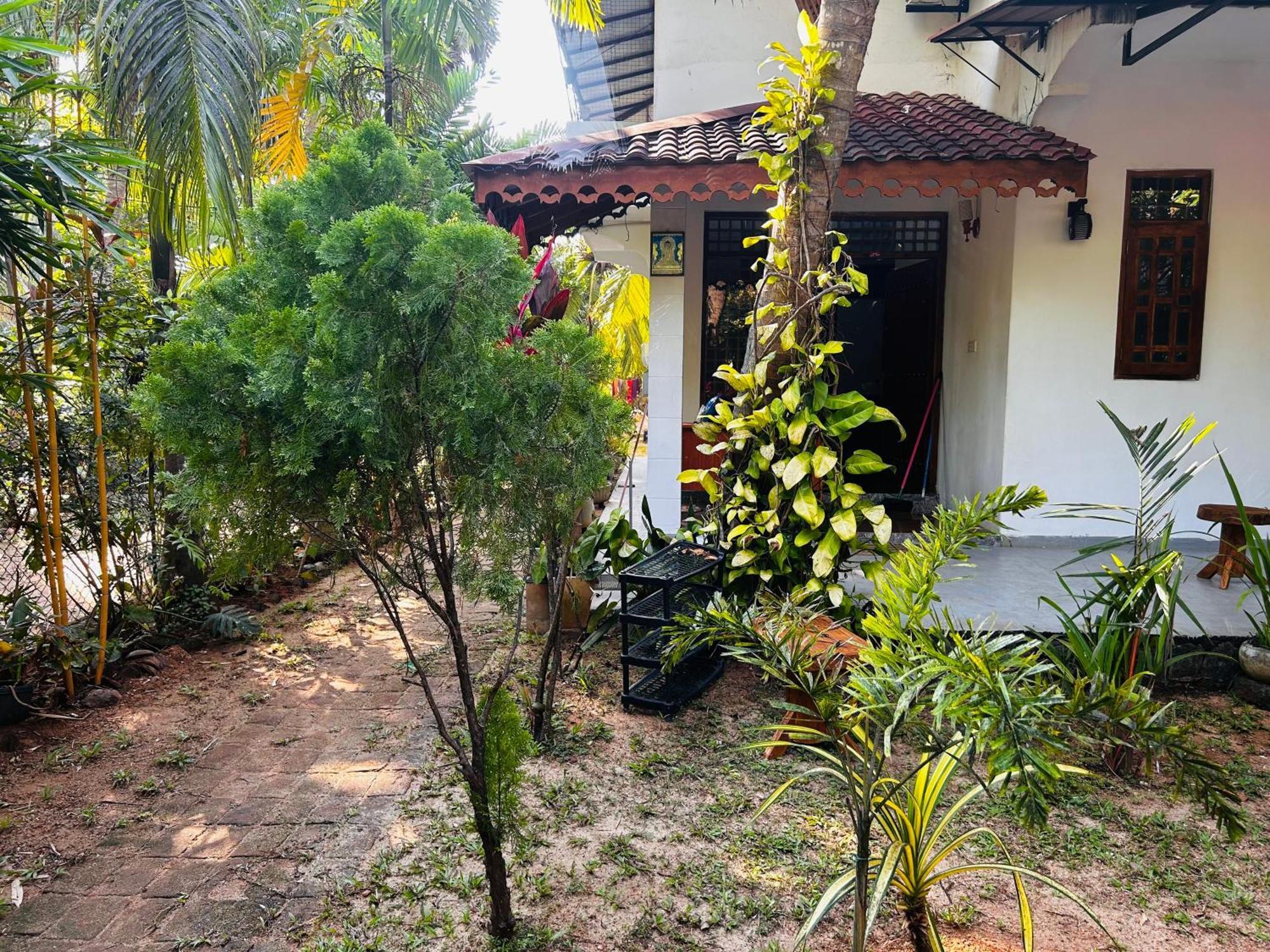 Pearl Bungalow Trincomalee Esterno foto