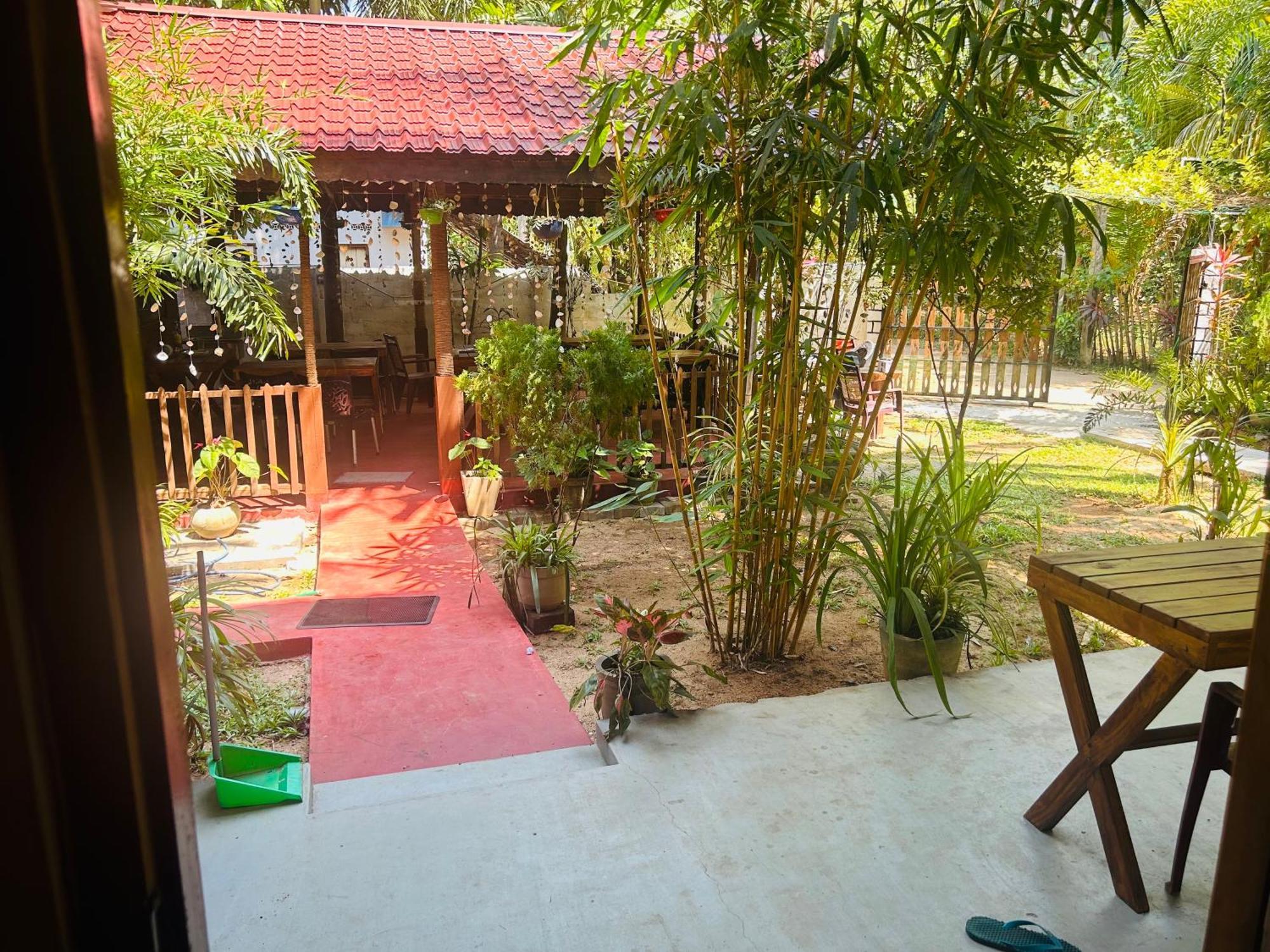 Pearl Bungalow Trincomalee Esterno foto